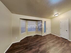 6254 W Sarah Cir in Salt Lake City, UT - Building Photo - Building Photo