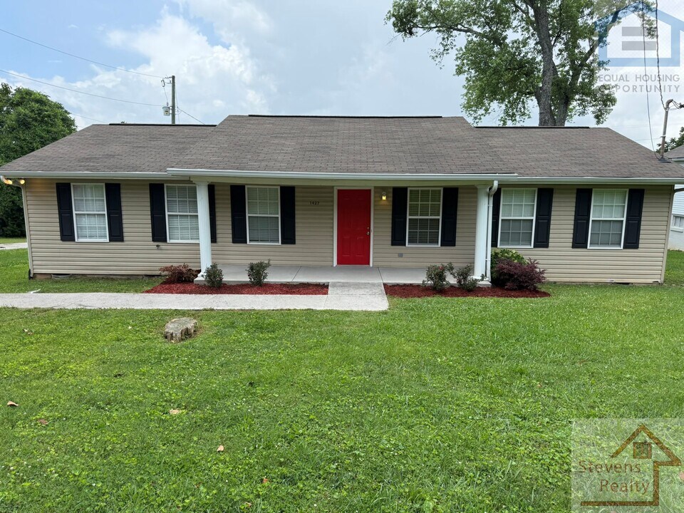 1427 Lantana Ln NW in Knoxville, TN - Foto de edificio