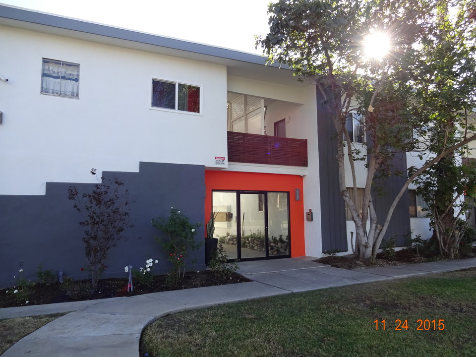 5360 Kester Ave, Unit 1 in Los Angeles, CA - Foto de edificio