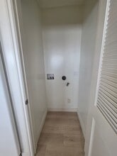 1838 S Grand Ave in San Pedro, CA - Building Photo - Interior Photo