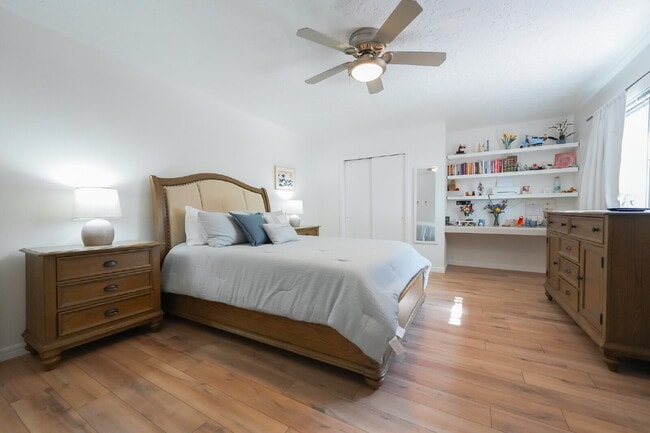 property at 2115 Tesoro Pl