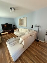 8088 Edgewood Dr in Mounds View, MN - Building Photo