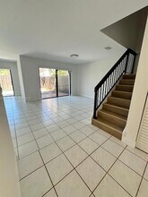 9102 SW 113th Pl Cir E, Unit 7 in Miami, FL - Building Photo - Building Photo
