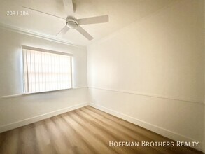 1631 S Bronson Ave in Los Angeles, CA - Building Photo - Building Photo