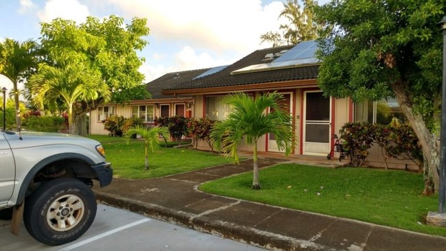 Lihue Gardens in Lihue, HI - Foto de edificio - Building Photo