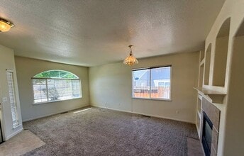 1362 Chichester Dr in Gardnerville, NV - Building Photo - Building Photo
