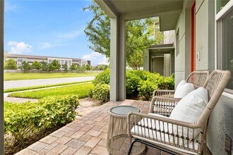 7025 Carrickbend Ln in Orlando, FL - Building Photo - Building Photo