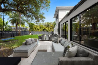 4404 Nautilus Dr in Miami Beach, FL - Building Photo - Building Photo