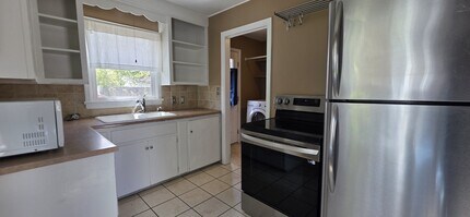 1628 S Reinhart Dr in Boise, ID - Building Photo - Building Photo