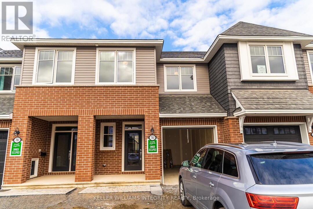 783 Miikana Rd in Ottawa, ON - Building Photo