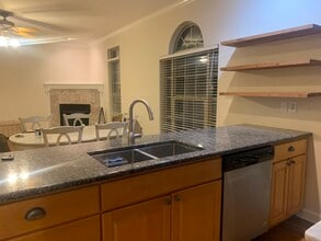 5000 Park Ave, Unit 202 in Nashville, TN - Building Photo - Building Photo