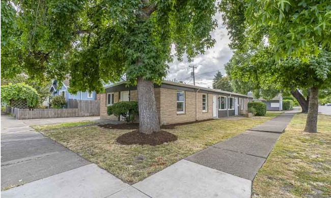 1114 NW Harrison Blvd, Unit 1114