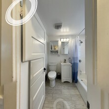 332 Beacon St, Unit 2 in Somerville, MA - Building Photo - Building Photo