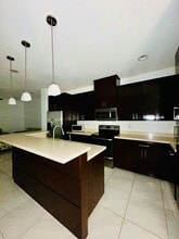 1433 Ozark Ave in McAllen, TX - Building Photo - Building Photo