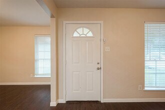 1447 Willow Rock Rd in Houston, TX - Building Photo - Building Photo