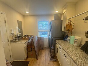 309 Cedarwood Ln in Matthews, NC - Building Photo - Building Photo