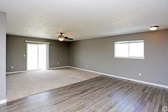 1709 E Northstar Pl in Sioux Falls, SD - Building Photo - Building Photo