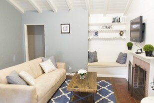 11362 Homedale St in Los Angeles, CA - Building Photo