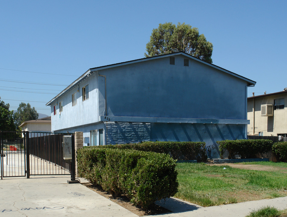 472 Penrose in Corona, CA - Building Photo