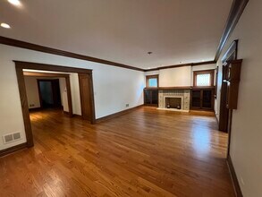21 7th Ave in La Grange, IL - Building Photo - Building Photo