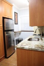 8101 Abbott Ave in Miami Beach, FL - Building Photo - Building Photo
