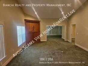2361 Bentley Dr in Palm Harbor, FL - Building Photo - Building Photo