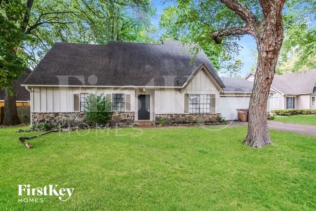 property at 9154 Fletcher Trace Pkwy