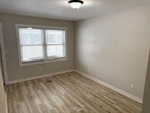 321-323 Elizabeth St in Parma, MI - Foto de edificio - Building Photo