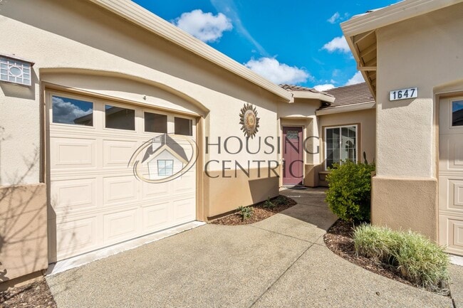 1647 Daunting Dr in El Dorado Hills, CA - Building Photo - Building Photo