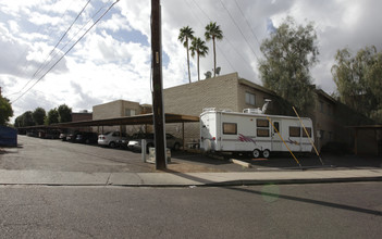 Palo Verde Apartments in Phoenix, AZ - Building Photo - Building Photo