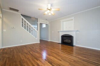 8173 Rolling Glenn Dr in Raleigh, NC - Building Photo - Building Photo