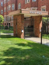 6942 S Crandon Ave, Unit 0B-6942 in Chicago, IL - Building Photo - Building Photo