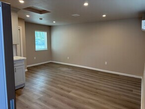 1924 Camargo Dr in San Jose, CA - Foto de edificio - Building Photo