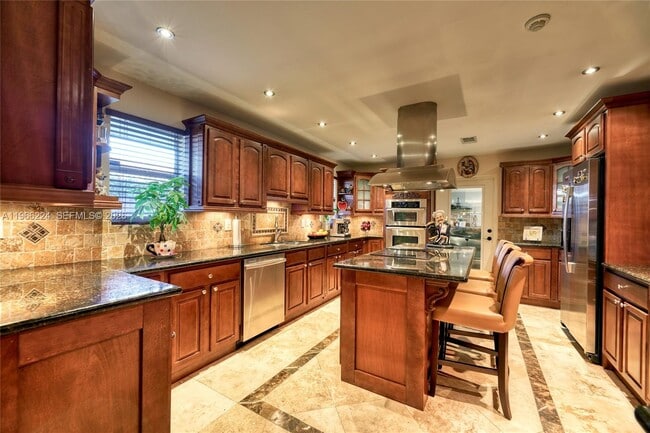 5826 SW 17th St in Miami, FL - Building Photo - Building Photo