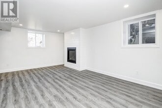 848 Trojan Ave in Ottawa, ON - Building Photo - Building Photo