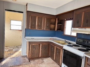 711 N 19th St in Hamilton, IL - Foto de edificio - Building Photo