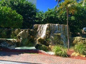 4746 S Ocean Blvd in Highland Beach, FL - Building Photo