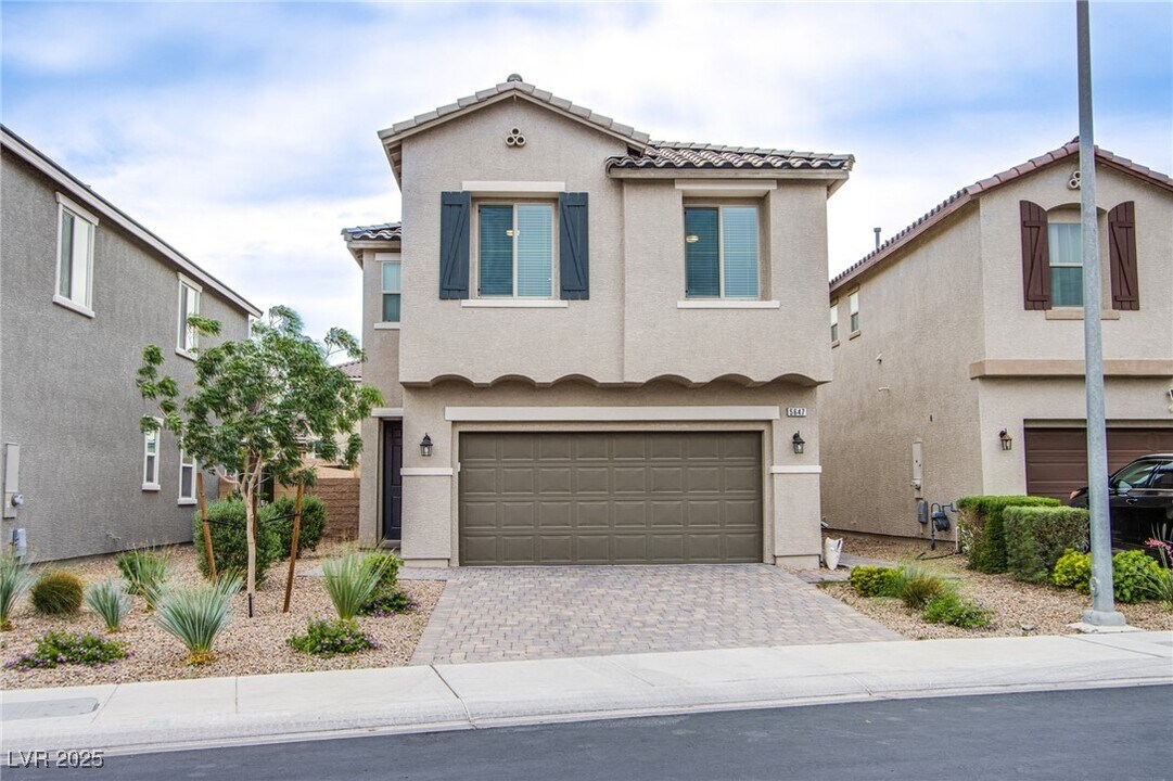 5647 Justin Robert St in North Las Vegas, NV - Building Photo
