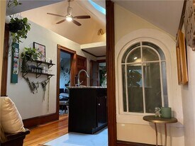 121 Rutherglen Ave in Providence, RI - Building Photo