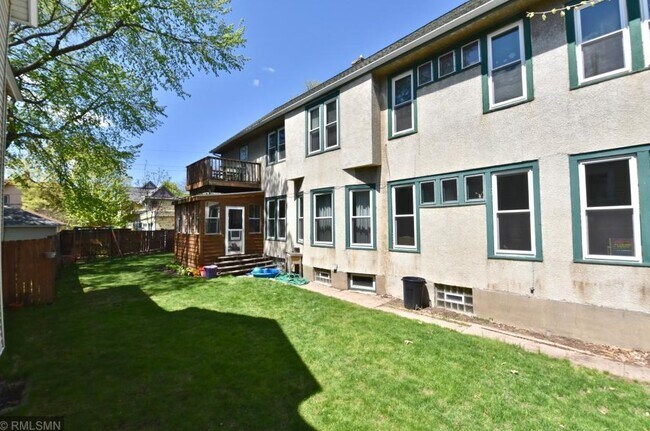 3236 18th Ave S, Unit 1 in Minneapolis, MN - Building Photo - Building Photo