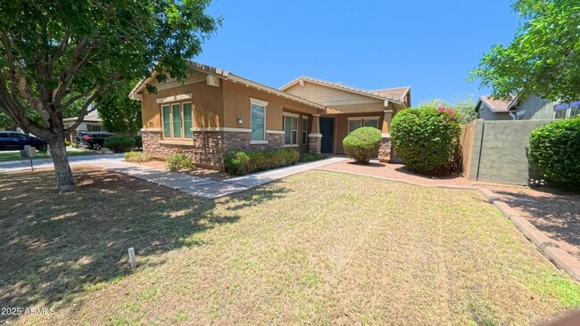property at 3742 E Comstock Dr