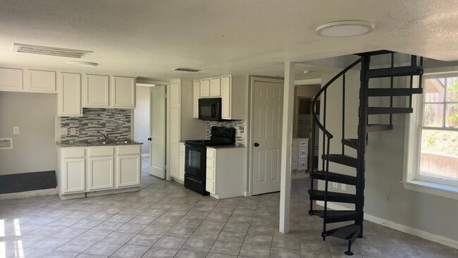 1331 Lake Placid Rd in Tyler, TX - Building Photo - Building Photo