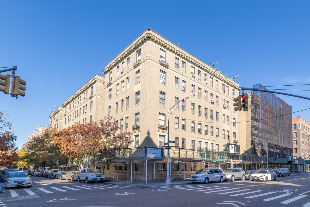 359 Fort Washington Ave in New York, NY - Foto de edificio