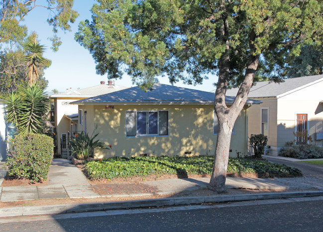 2535 7th St in Santa Monica, CA - Building Photo - Building Photo