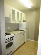633 NE 16th Ave in Fort Lauderdale, FL - Building Photo - Building Photo