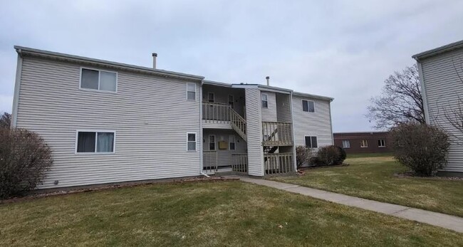 property at 3 Coventry Ln