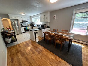 420 Norfolk St, Unit NA in Somerville, MA - Building Photo - Building Photo