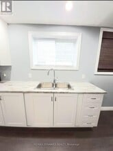 12 Vanier Dr in Welland, ON - Building Photo - Building Photo