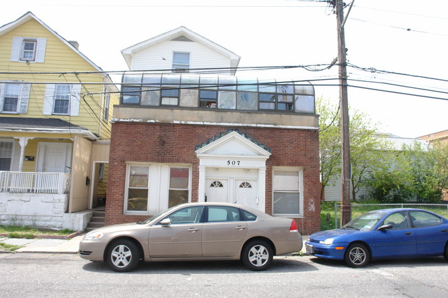 507 Bond St in Asbury Park, NJ - Foto de edificio - Building Photo