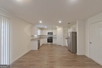 109 Flat Rock Ml Trl in Warner Robins, GA - Building Photo - Building Photo